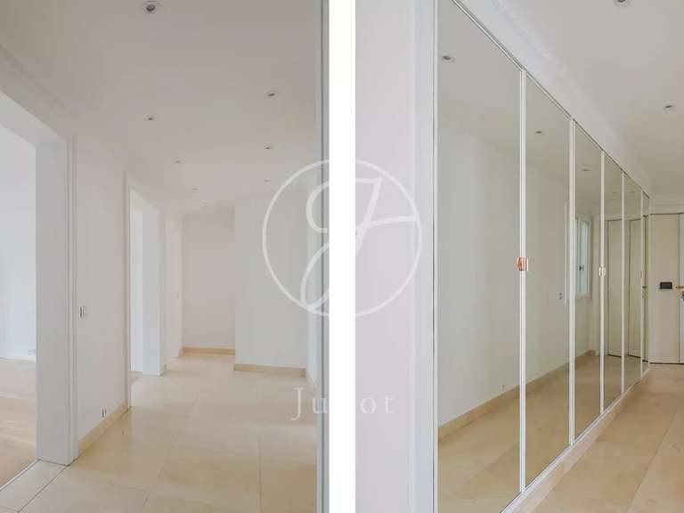 Appartement Paris 11e - 4 chambres - 123m²