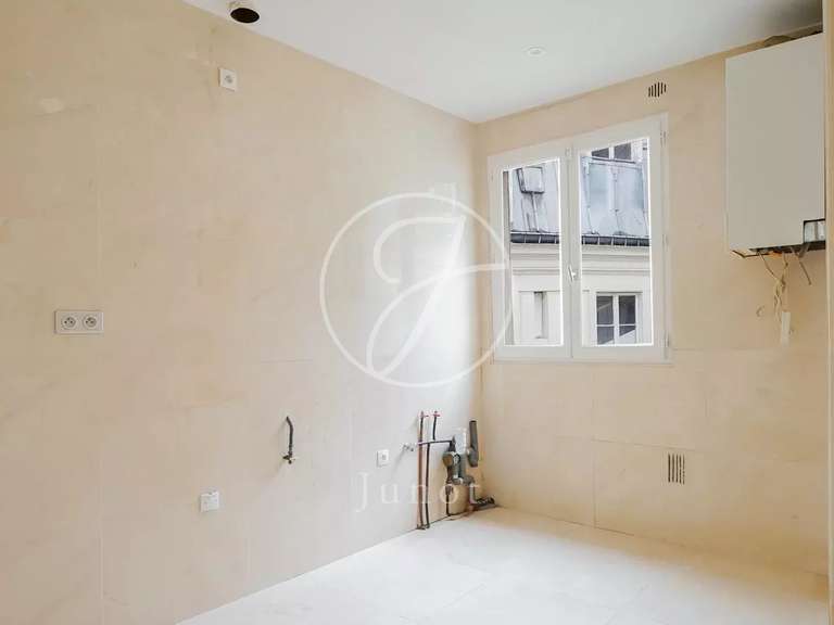 Appartement Paris 11e - 4 chambres - 123m²