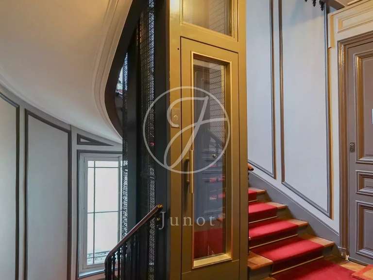 Appartement Paris 11e - 4 chambres - 123m²