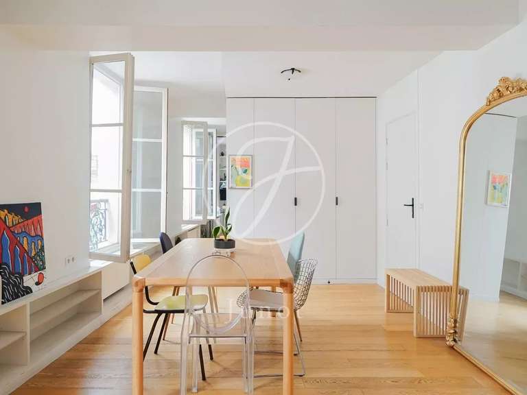 Appartement Paris 11e - 2 chambres - 86m²