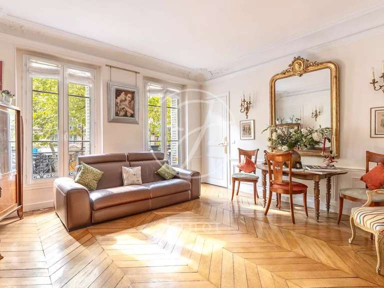 Appartement Paris 11e - 2 chambres - 119m²