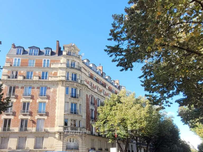 Appartement Paris 11e - 4 chambres - 242m²
