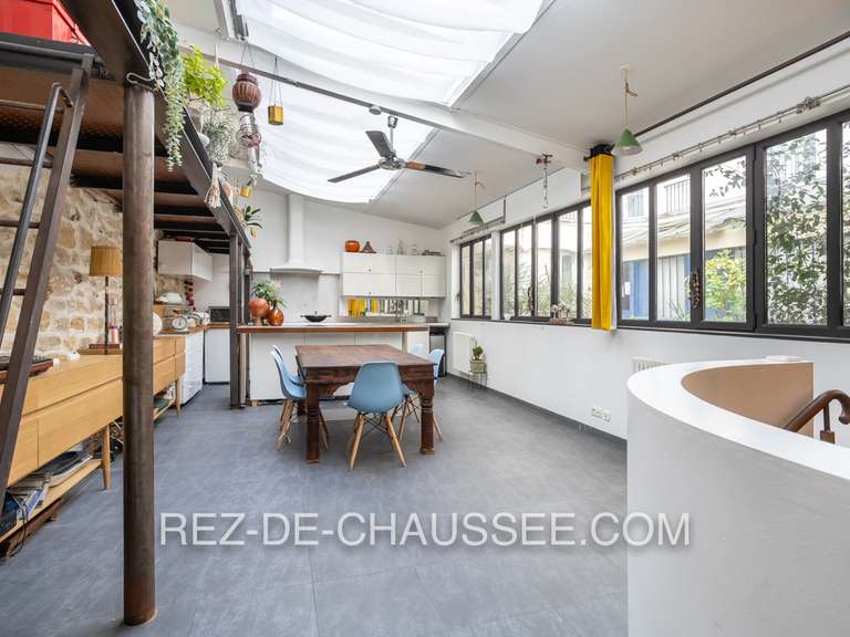 Appartement Paris 11e - 3 chambres - 196m²