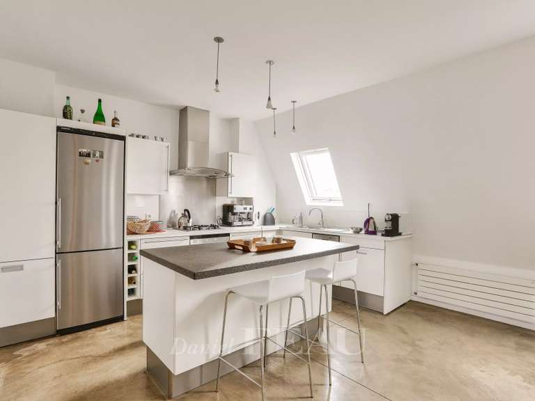 Appartement Paris 11e - 2 chambres - 132m²