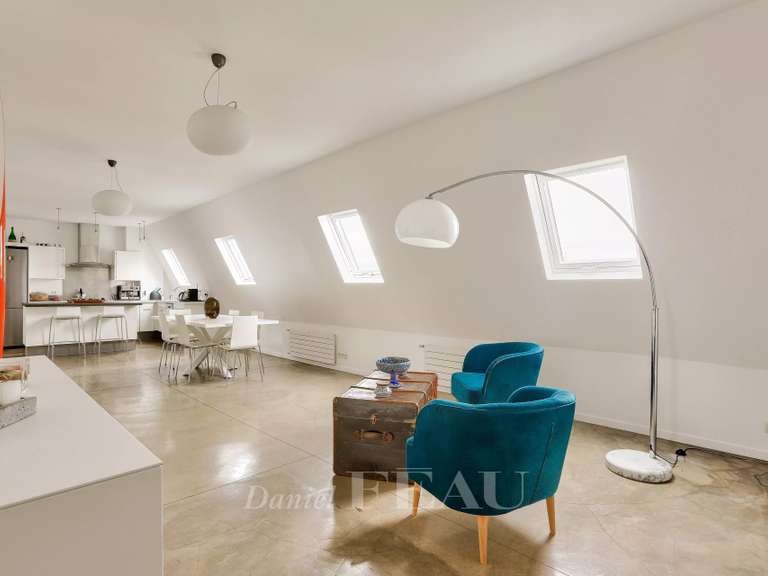 Appartement Paris 11e - 2 chambres - 132m²