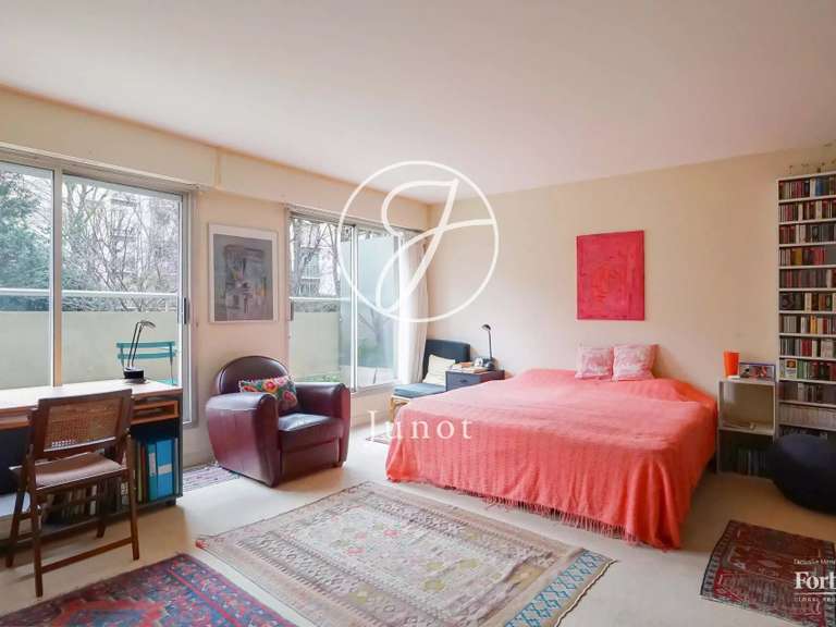 Appartement Paris 11e - 3 chambres - 150m²