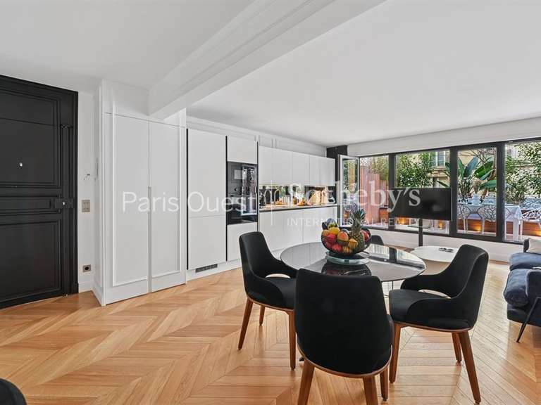 Appartement Paris 11e - 2 chambres - 65m²