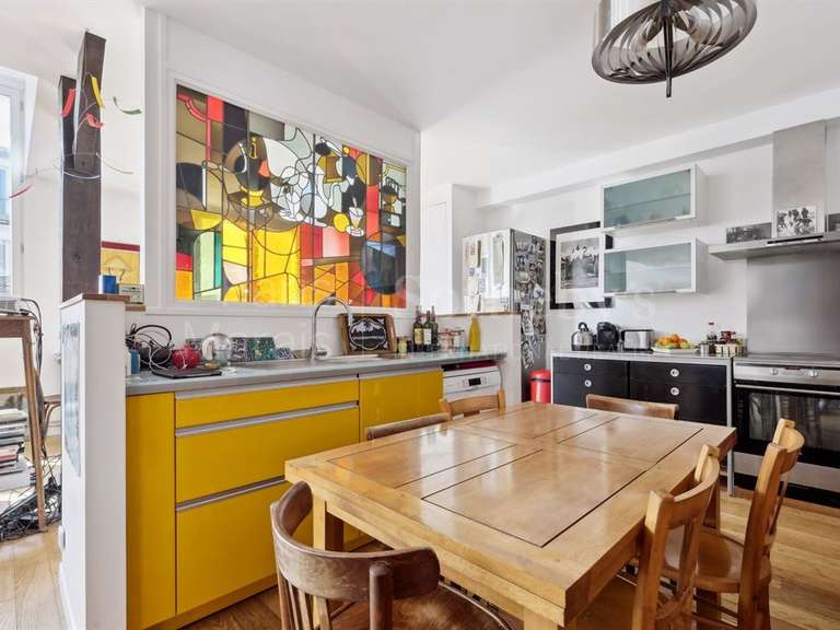 Appartement Paris 11e - 4 chambres - 208m²