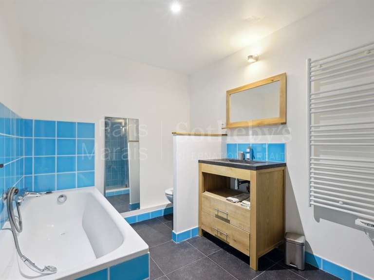 Appartement Paris 11e - 4 chambres - 208m²