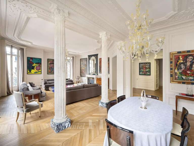 Appartement Paris 11e - 4 chambres - 227m²