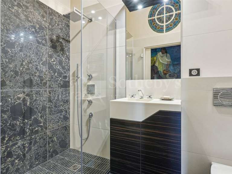 Appartement Paris 11e - 4 chambres - 229m²