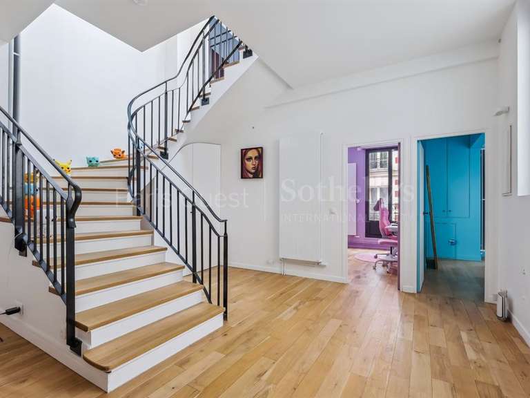 Appartement Paris 11e - 3 chambres - 211m²