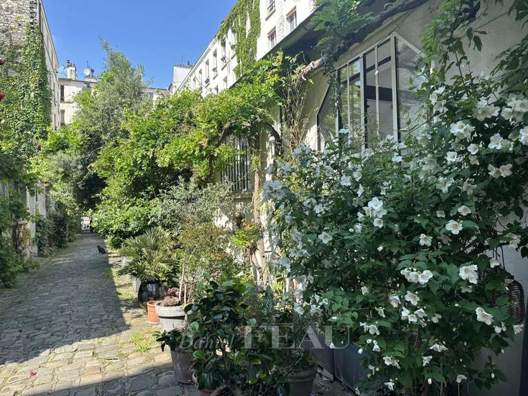 Apartment Paris 11e - 1 bedroom - 103m²