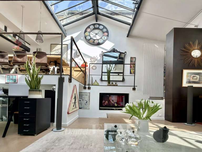 Apartment Paris 11e - 1 bedroom - 103m²