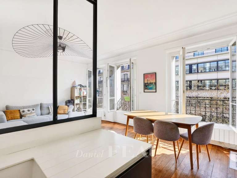 Appartement Paris 11e - 3 chambres - 80m²