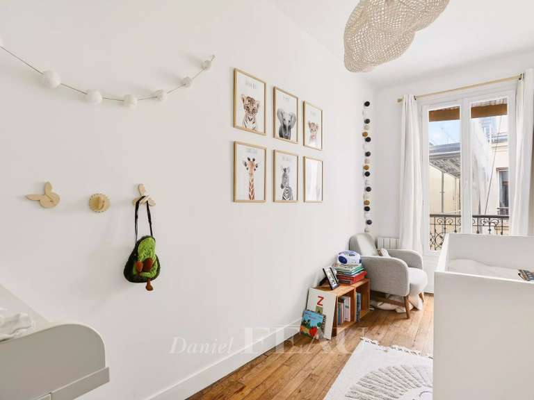 Appartement Paris 11e - 3 chambres - 80m²