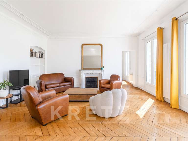 Appartement Paris 11e - 3 chambres - 120m²