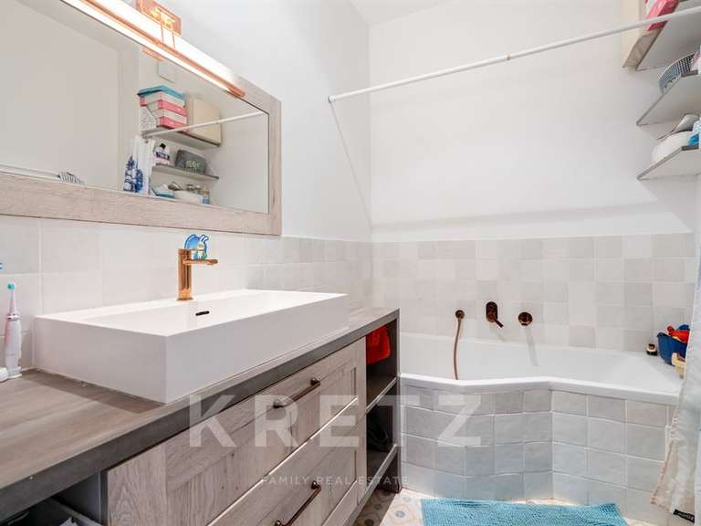 Appartement Paris 11e - 3 chambres - 120m²