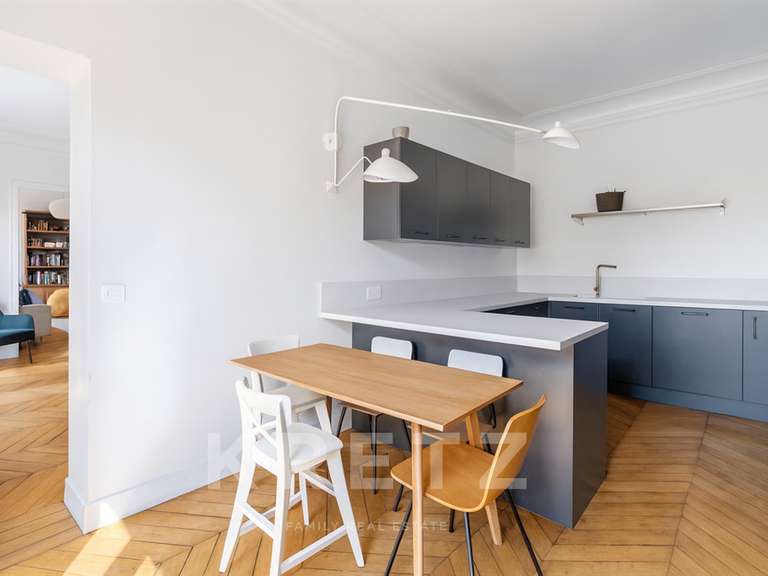 Appartement Paris 11e - 3 chambres - 120m²