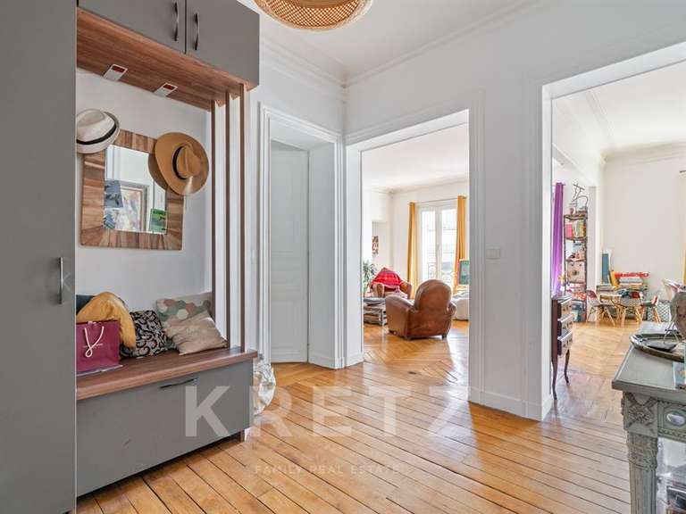Appartement Paris 11e - 3 chambres - 120m²