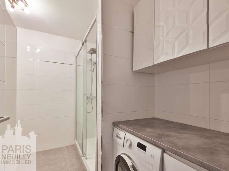 Appartement Paris 11e - 2 chambres - 66m²