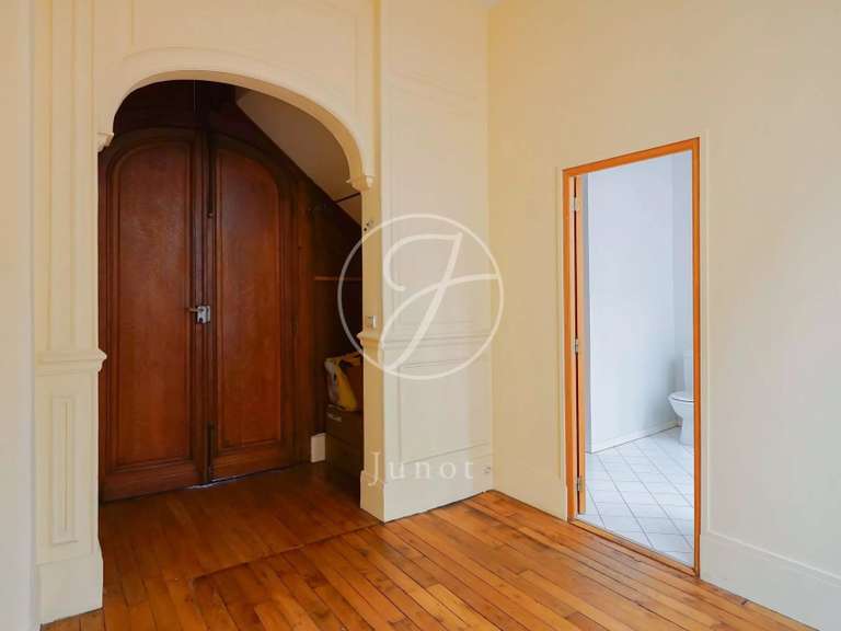 Appartement Paris 11e - 2 chambres - 152m²