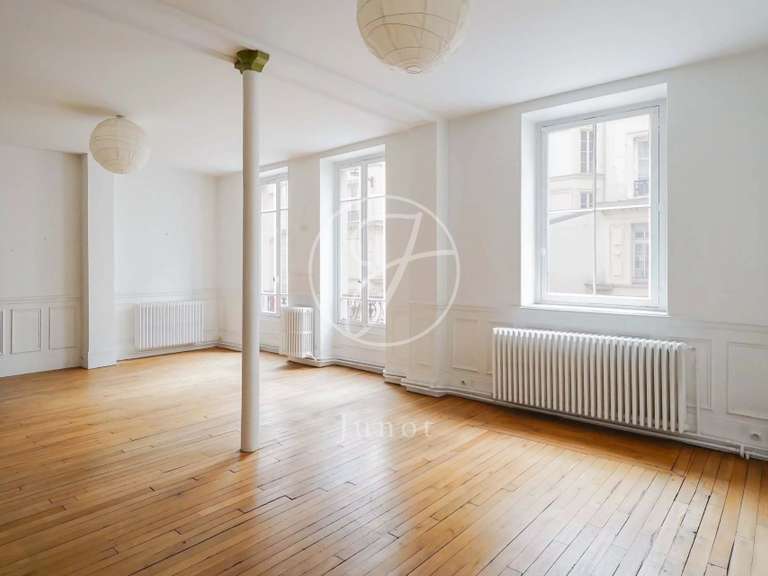 Appartement Paris 11e - 2 chambres - 152m²