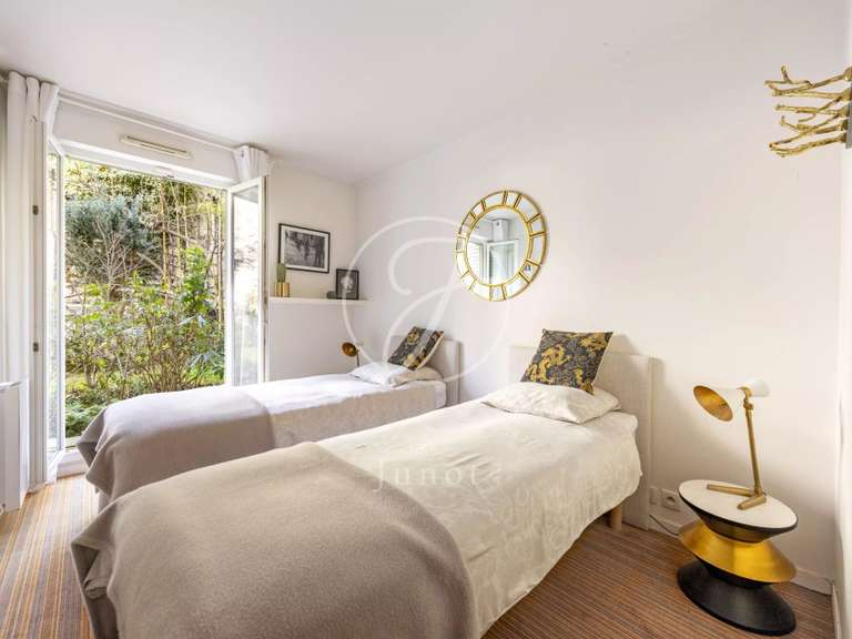 Apartment Paris 11e - 2 bedrooms - 166m²