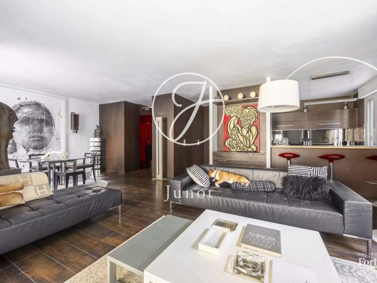 Appartement Paris 11e - 2 chambres - 166m²