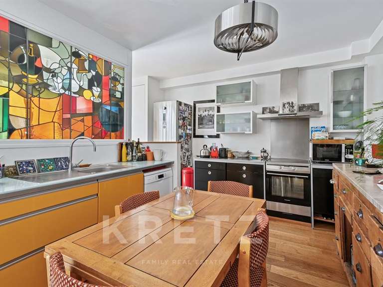Appartement Paris 11e - 4 chambres - 155m²