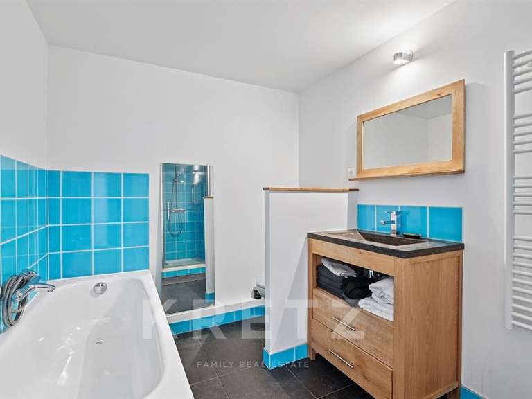 Appartement Paris 11e - 4 chambres - 155m²