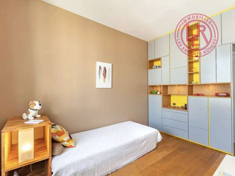 Appartement Paris 11e - 3 chambres - 125m²