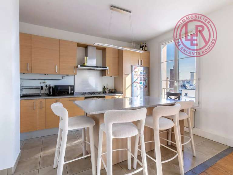 Appartement Paris 11e - 3 chambres - 125m²