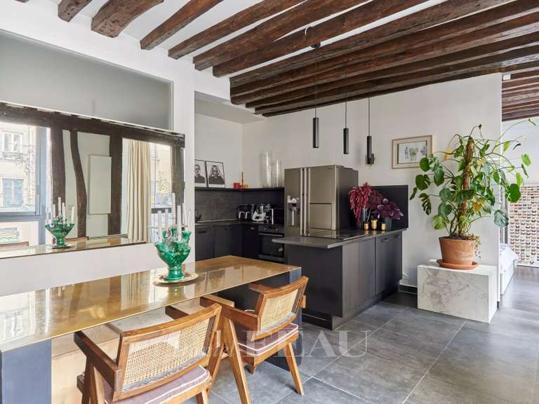 Appartement Paris 11e - 1 chambre - 67m²