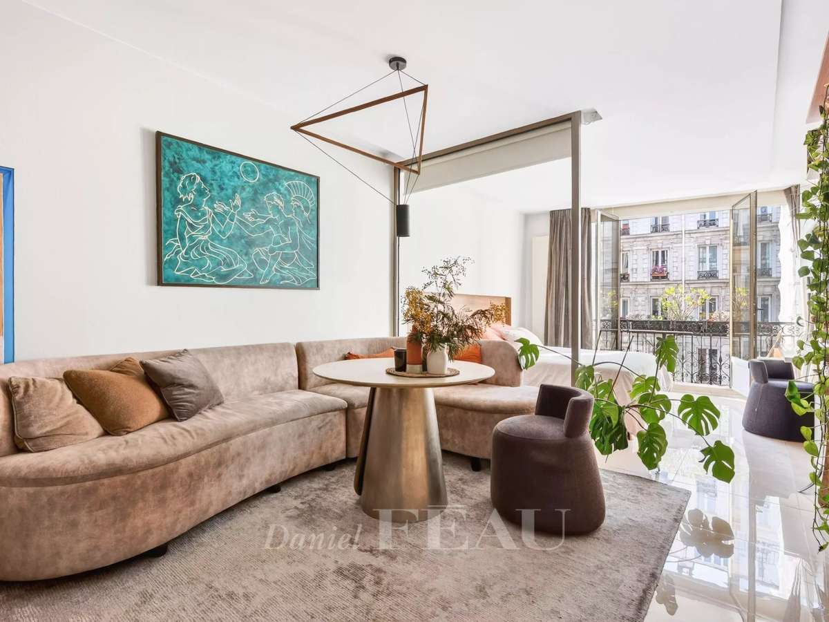 Apartment Paris 11e
