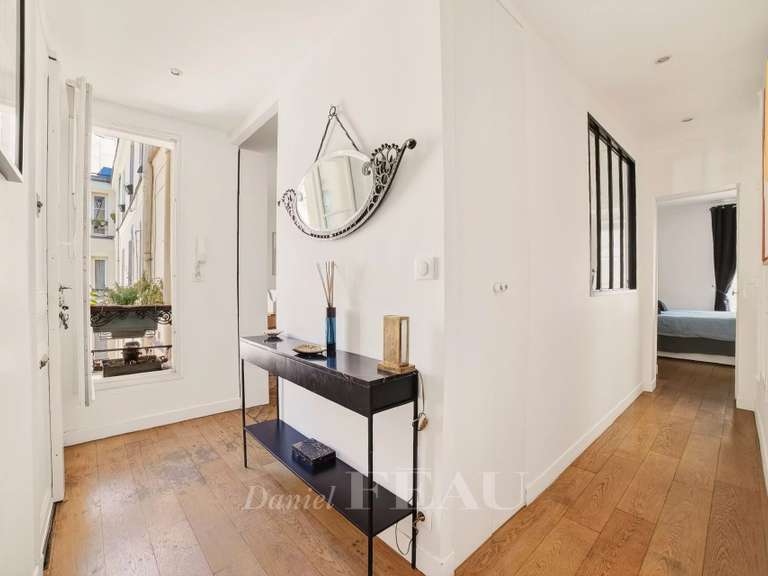 Appartement Paris 11e - 1 chambre - 62m²