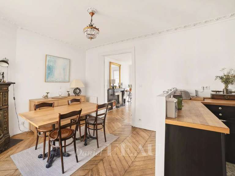 Appartement Paris 11e - 1 chambre - 62m²