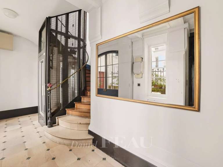Appartement Paris 11e - 1 chambre - 62m²