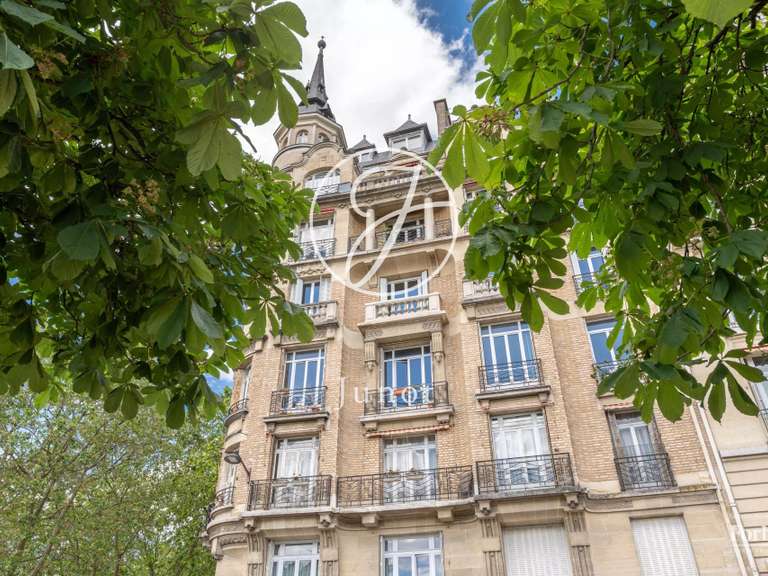 Appartement Paris 11e - 4 chambres - 158m²