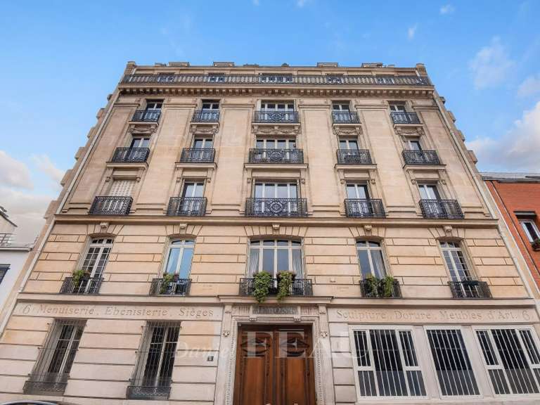 Appartement Paris 11e - 3 chambres - 217m²