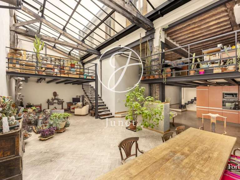 Appartement Paris 11e - 2 chambres - 193m²