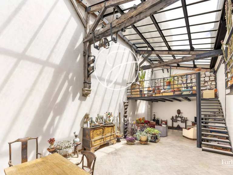 Appartement Paris 11e - 2 chambres - 193m²
