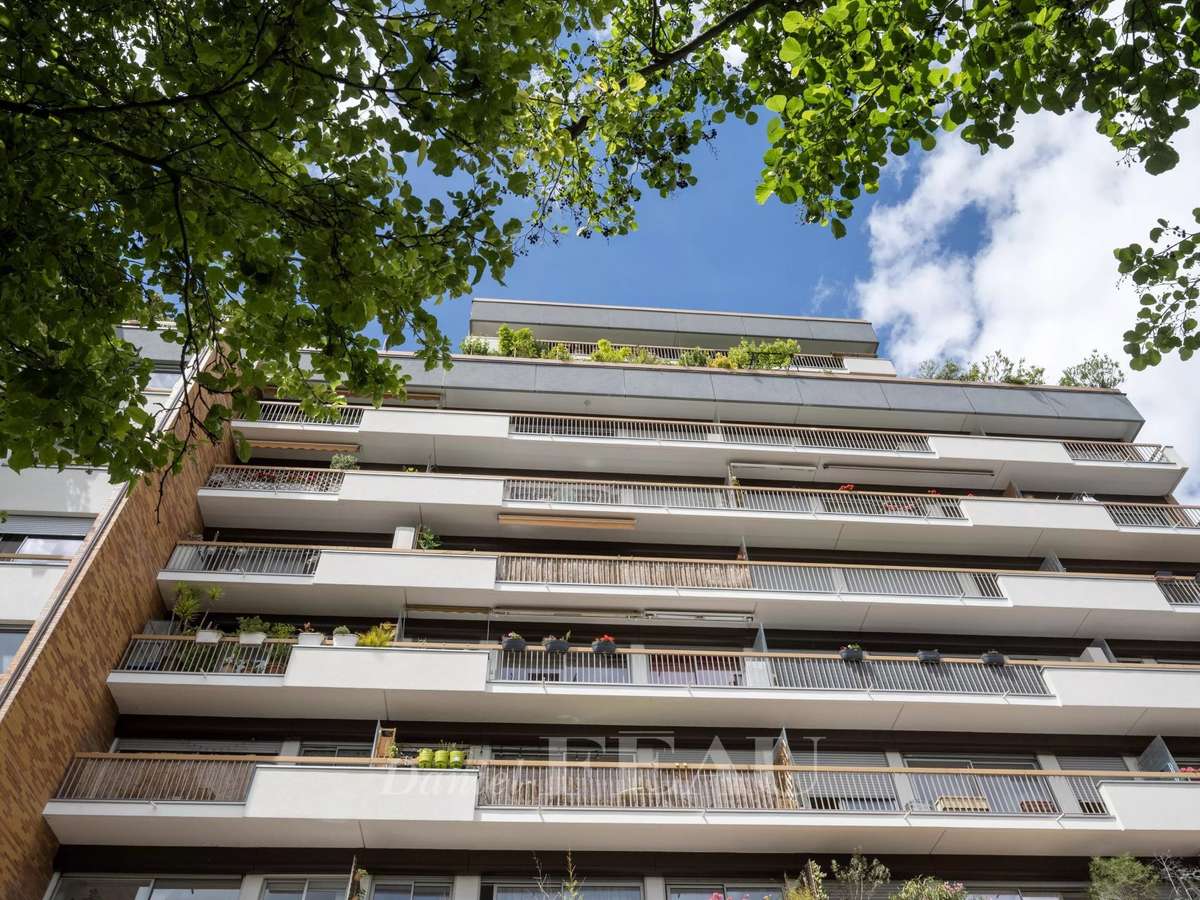 Apartment Paris 11e