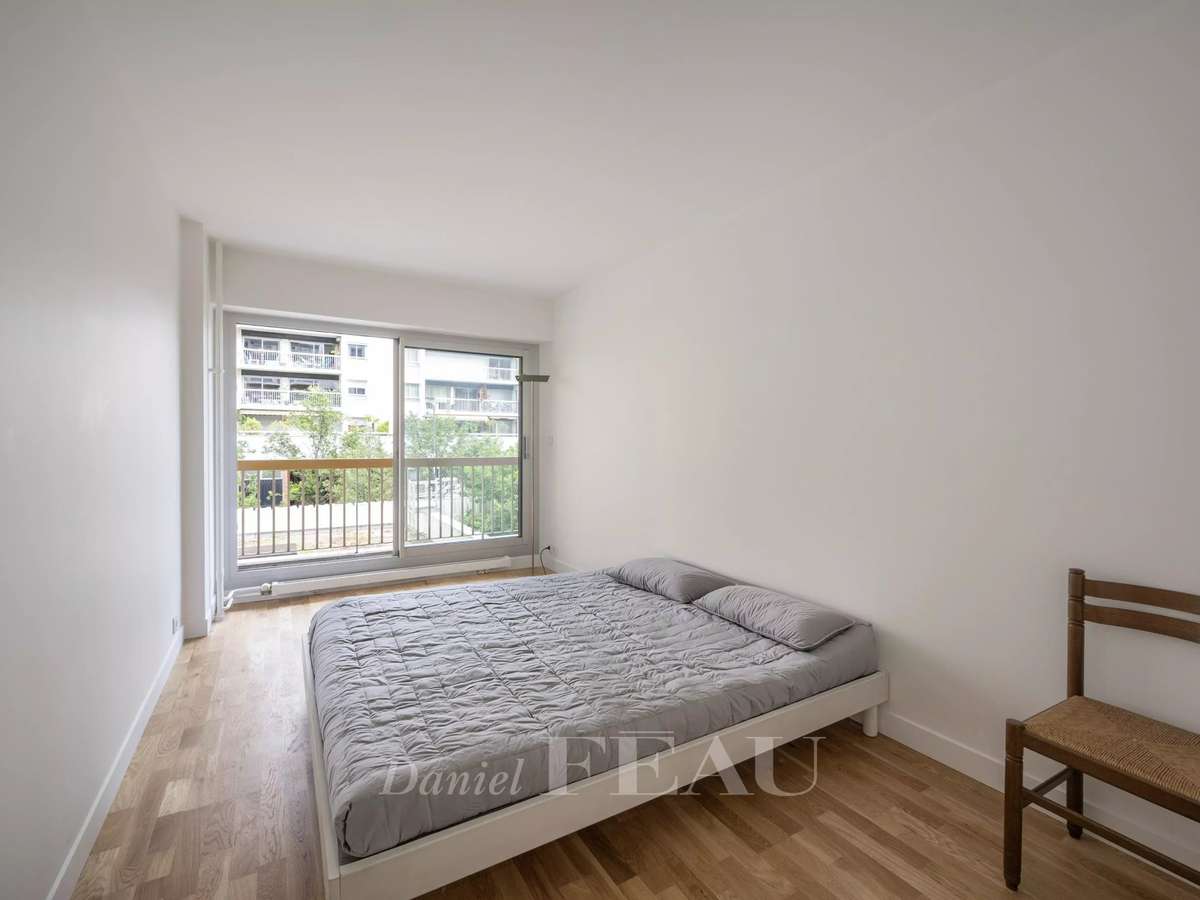 Apartment Paris 11e
