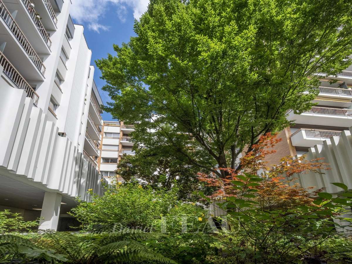 Apartment Paris 11e