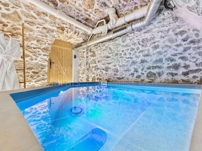 Apartment Paris 11e - 1 bedroom - 91m²