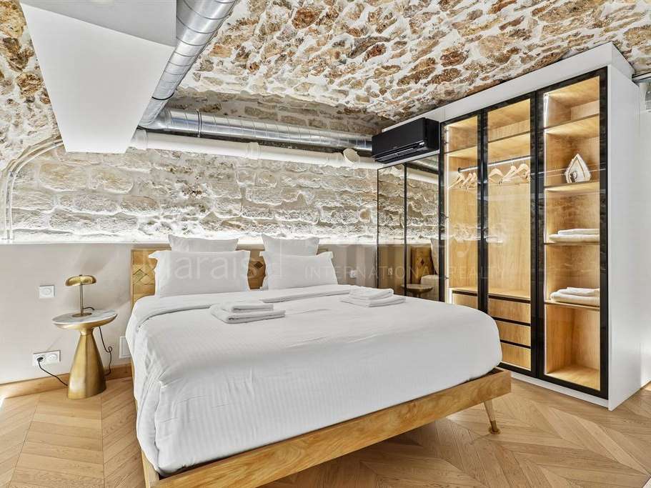 Apartment Paris 11e