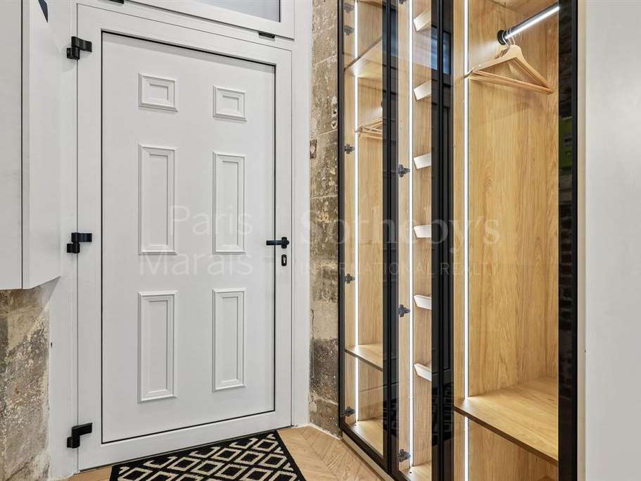 Apartment Paris 11e