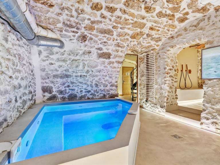 Apartment Paris 11e - 1 bedroom - 91m²