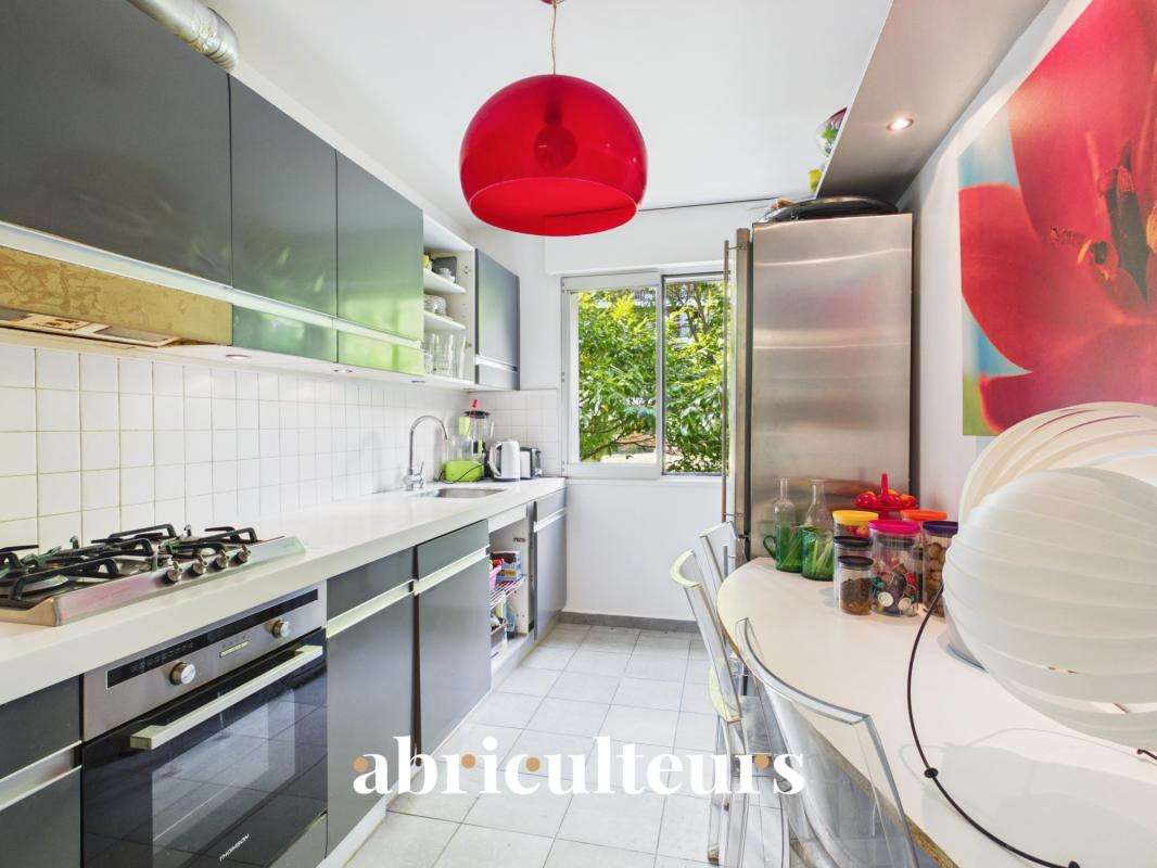 Apartment Paris 11e